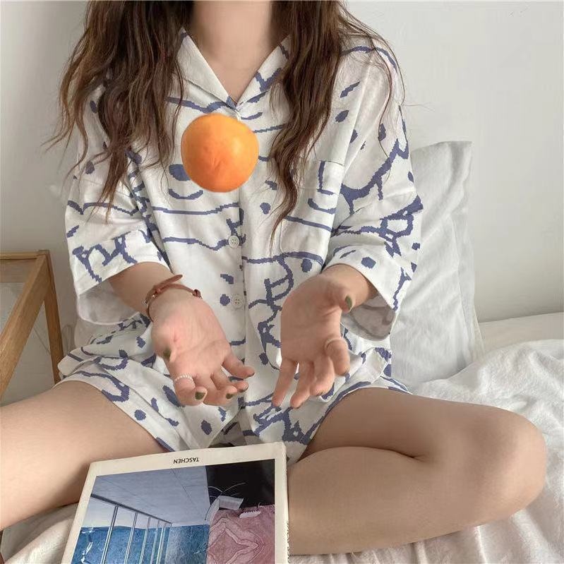 Bộ đồ ngủ đùi nữ ngắn tay hình gấu phong cách Hàn Quốc dễ thương | BigBuy360 - bigbuy360.vn