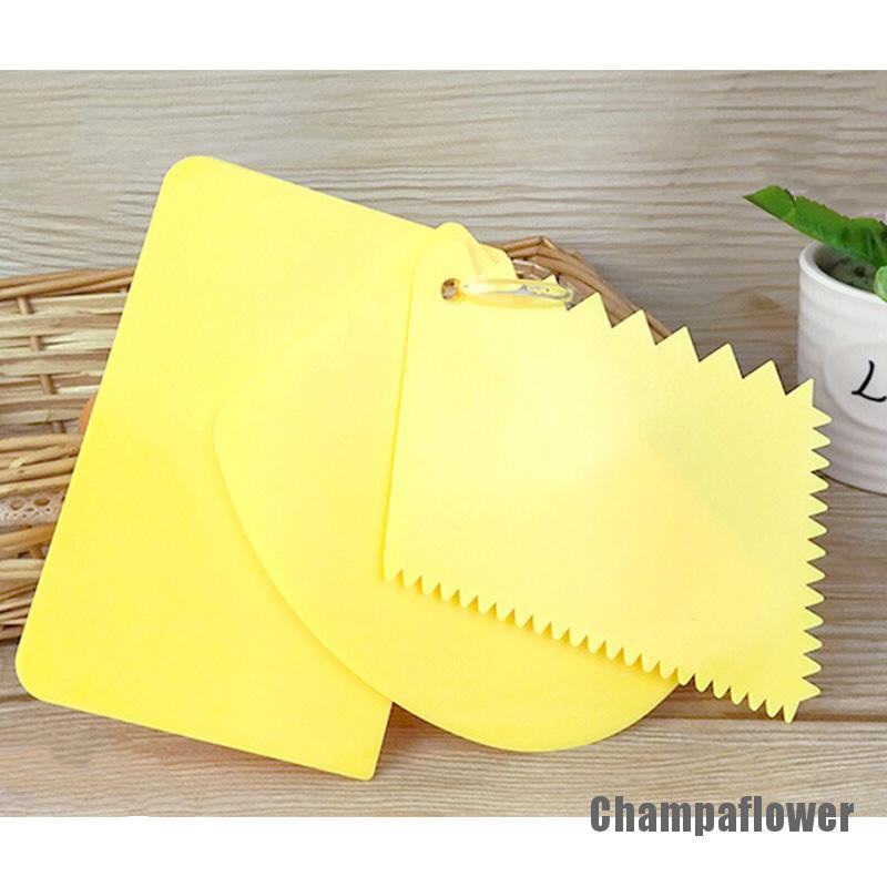 Set 3 Dụng Cụ Làm Phẳng Mặt Bánh Kem Bằng Nhựa
