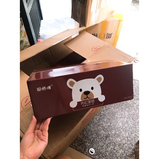 Thanh Hóa - Thùng 30 chiếc bánh ruốc gấu