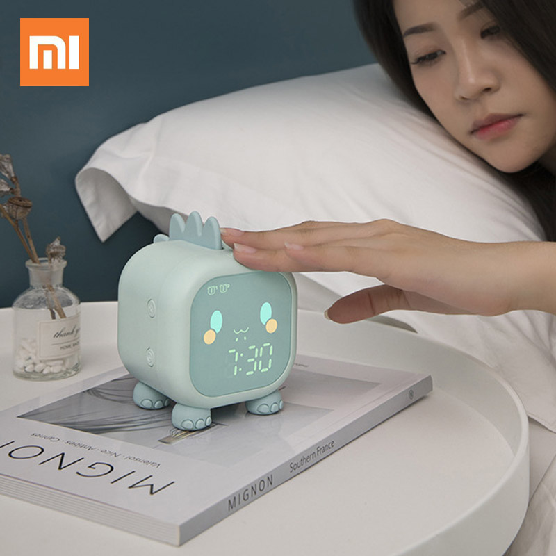Ðồng hồ báo thức kiêm đèn ngủ để bàn nhiều chức năng thông minh đáng yêu