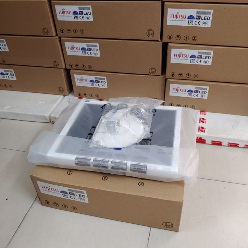 Màn hình máy tính Fujitsu 17 19 20 22 24 inch | BigBuy360 - bigbuy360.vn