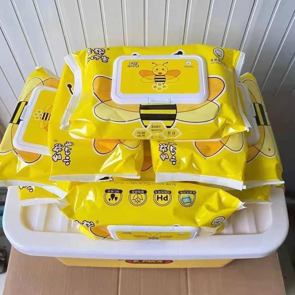 10 gói khăn ướt vịt vàng tặn kèm thùng đựng