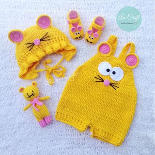 Set nón vành bèo tiểu thư + quần yếm + giày + chuột bông đồ len handmade hình chuột màu vàng hồng cực xinh cực yêu