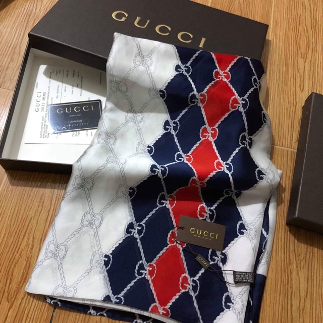 Khăn lụa Gucci cao cấp