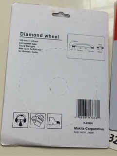 Lưỡi cắt gạch makita loại khe và liền