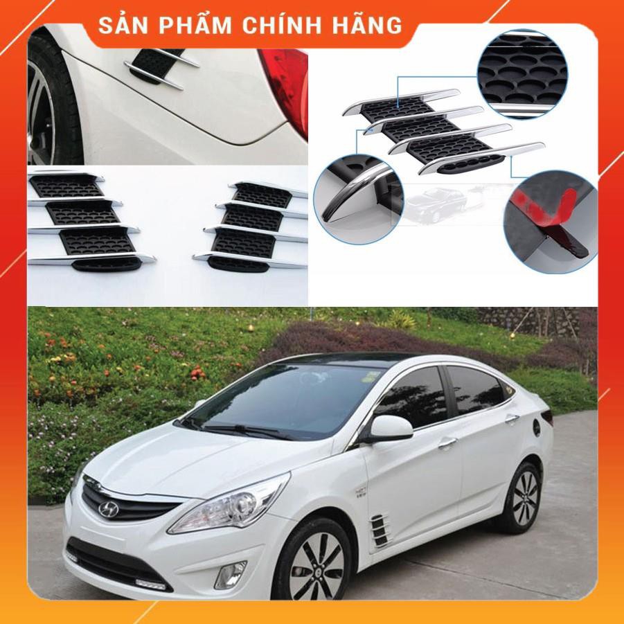 Đôi mang cá thể thao gắn sườn xe ô tô