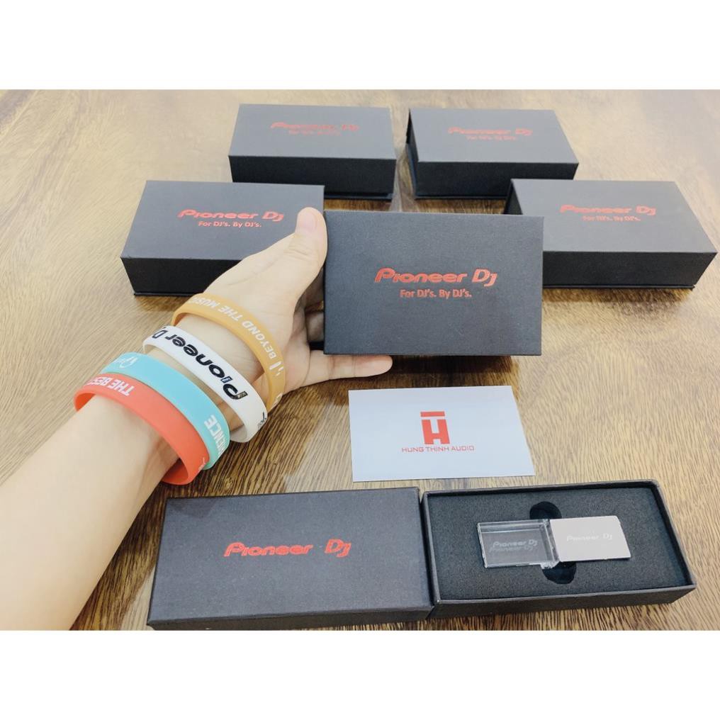 USB PIONEER PHA LÊ 128 GB - bảo hảnh chip 12 tháng