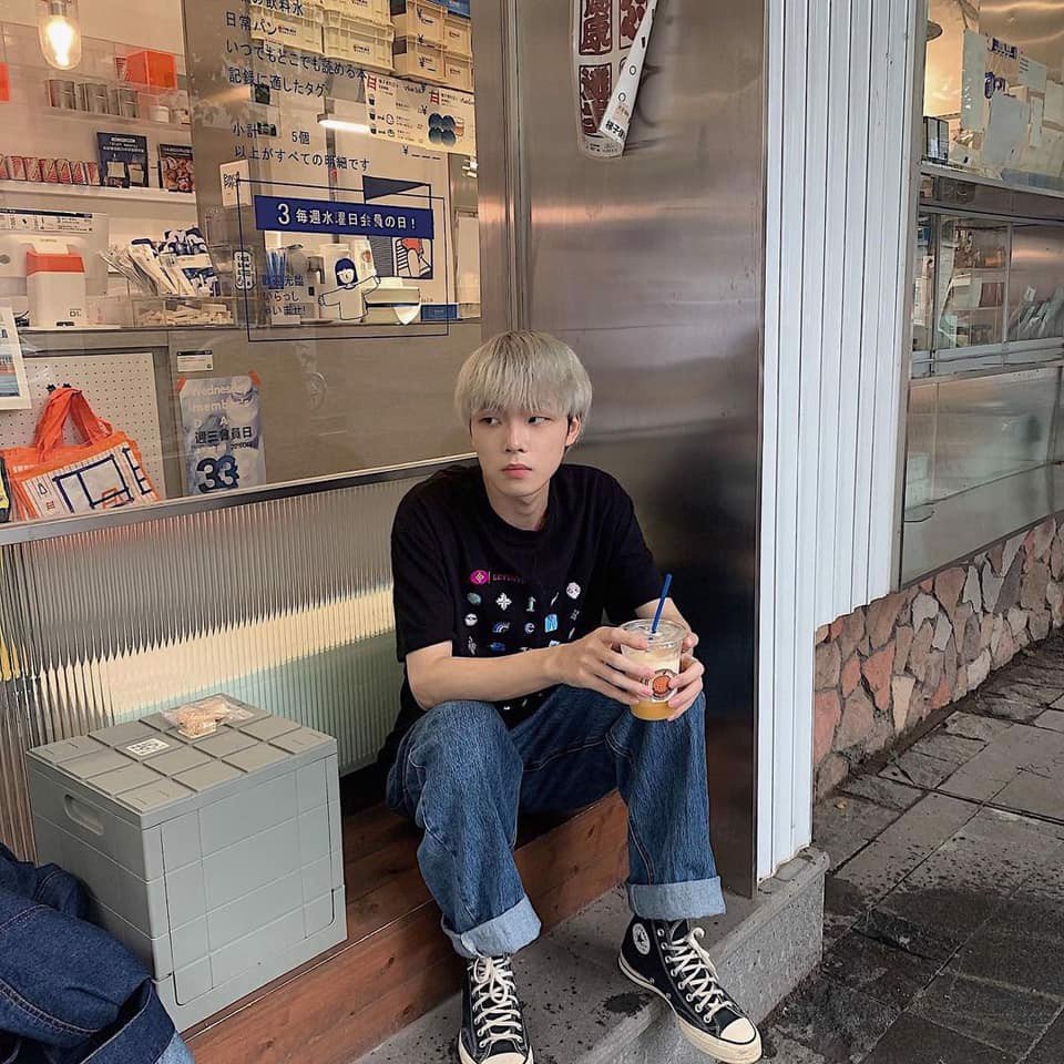 Áo thun 𝗜𝗡𝗧𝗘𝗥𝗡𝗘𝗧𝗟𝗢𝗩𝗘 𝗣𝗜𝗫𝗘𝗟 𝗕𝗟𝗔𝗖𝗞 ®️ - 𝑯𝒂̀𝒏𝒈 𝒄𝒉𝒊́𝒏𝒉 𝒉𝒂̃𝒏𝒈