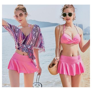 Set áo khoác họa tiết ngoài kèm áo bơi và quần váy