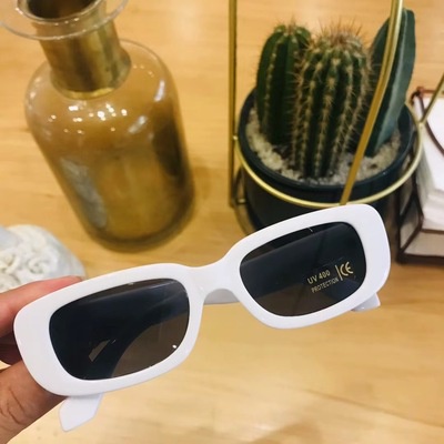 Kính Mát Chống Tia Cực Tím Dành Cho Bé Gái