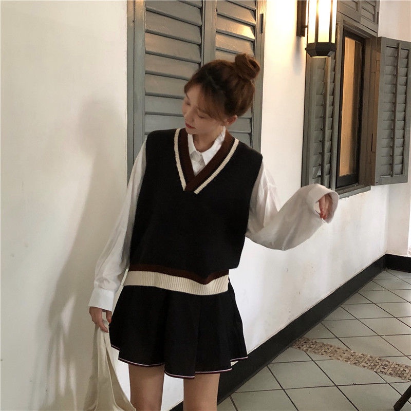 Áo len sát nách cổ chữ V dáng rộng thời trang Hàn Quốc cho nữ