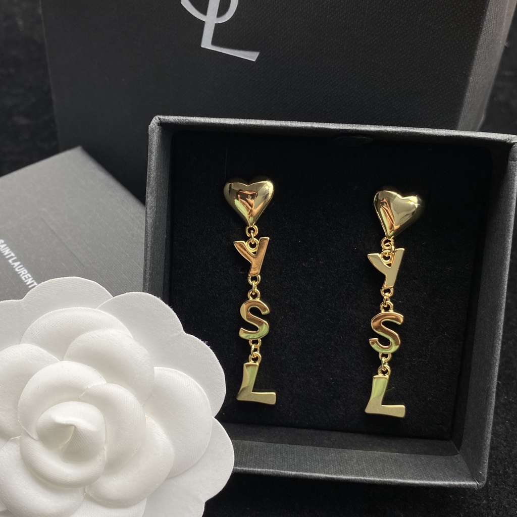 Bông Tai Mạ Vàng Hình Chữ Love Đính Đá Sang Trọng 73758