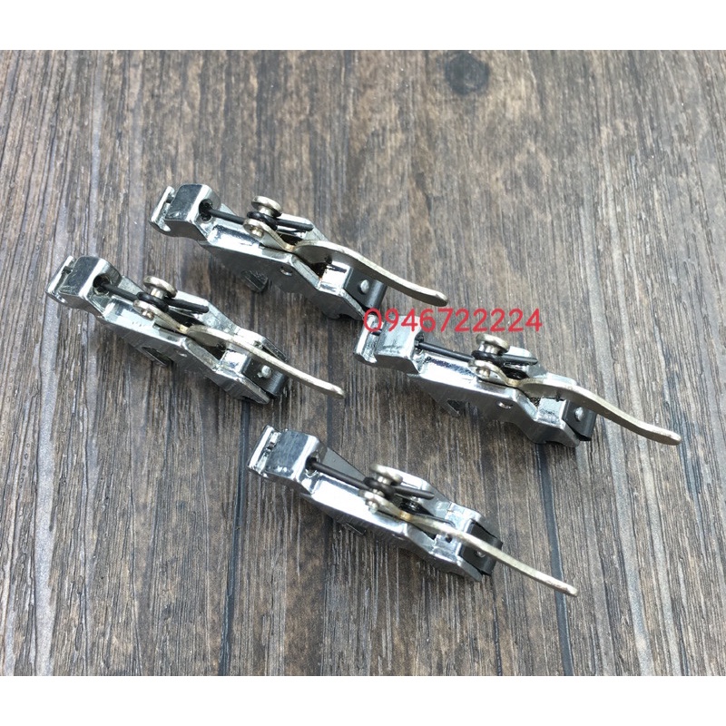 Đế gắn cùi gắn chân vịt máy may gia đình đa năng