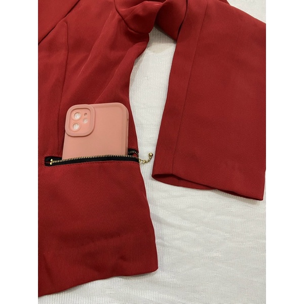 Áo vest đỏ Ninomaxx phối dây kéo túi (S, M, XL) - Thanh lý vnxk