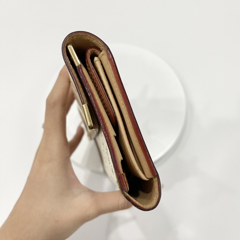 Ví Lv màu trắng multi