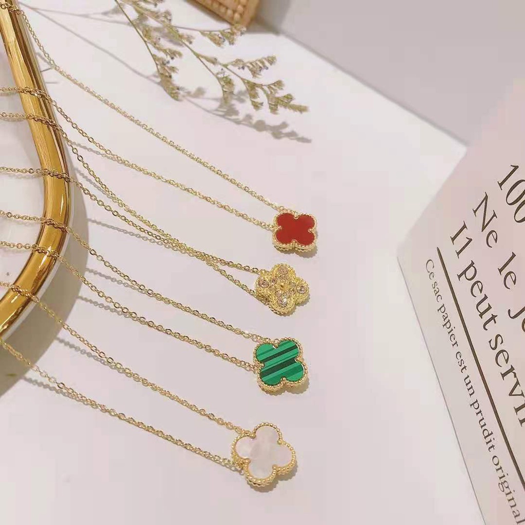 Dây chuyền thép không gỉ không phai mặt hình hoa thời trang sành điệu cho nữ