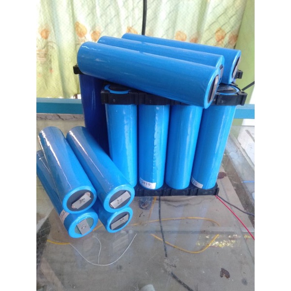 Pin 26650_3,2v_3000mah dùng cho ráp bình xe máy