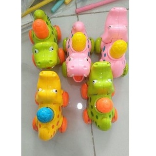 Xe đồ chơi chạy trớn hình cá sấu cho bé