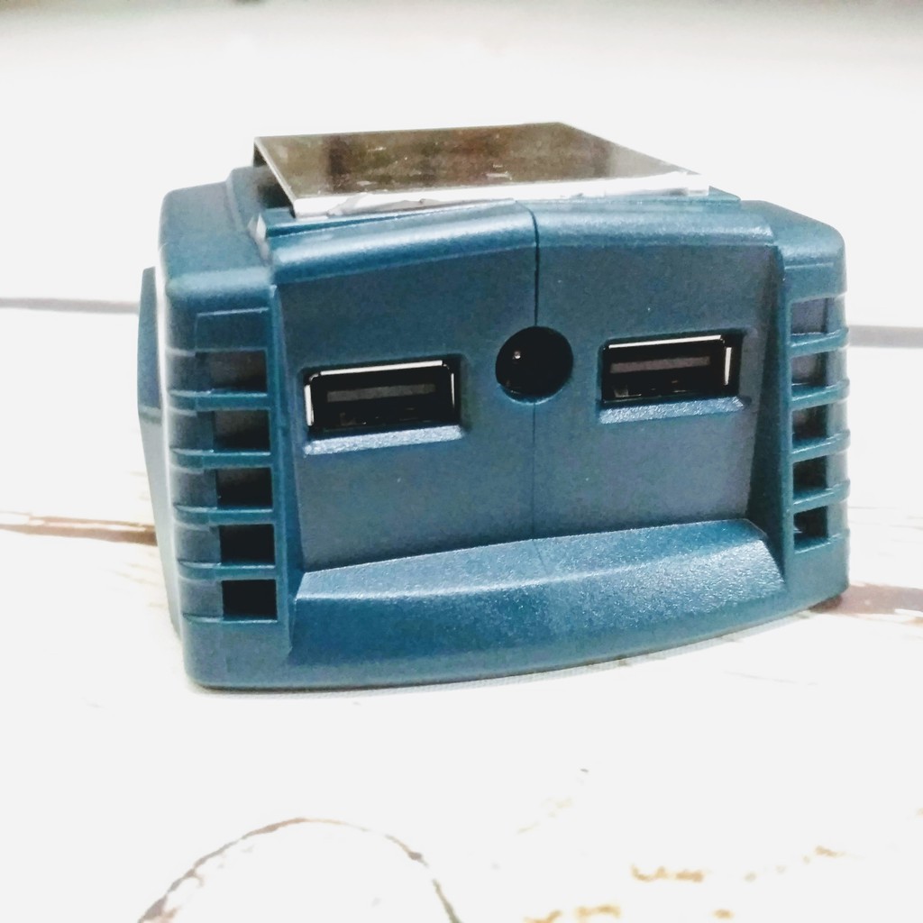 SV Sạc điện thoại từ pin Bosch 14V/18V thay thế GAA18V-24