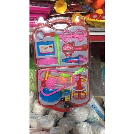 Đồ chơi bác sĩ giúp phát triển tư duy cho bé