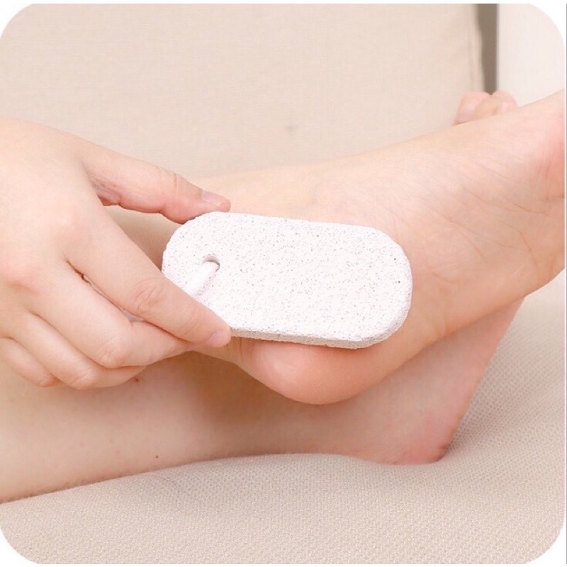 Đá bọt biển chà gót chân tẩy tế bào chết