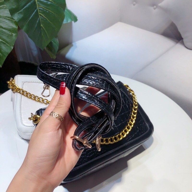Túi kẹp nách nữ da rắn khóa vuông rẻ đẹp  TIMIBAGS TM038