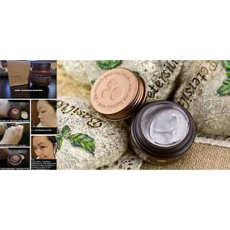 Mặt Nạ Bùn innisfree / 𝘍𝘳𝘦𝘦𝘴𝘩𝘪𝘱 / Mặt Nạ Đất Sét Super Volcanic Pore Clay Mask Innisfree | Thế Giới Skin Care