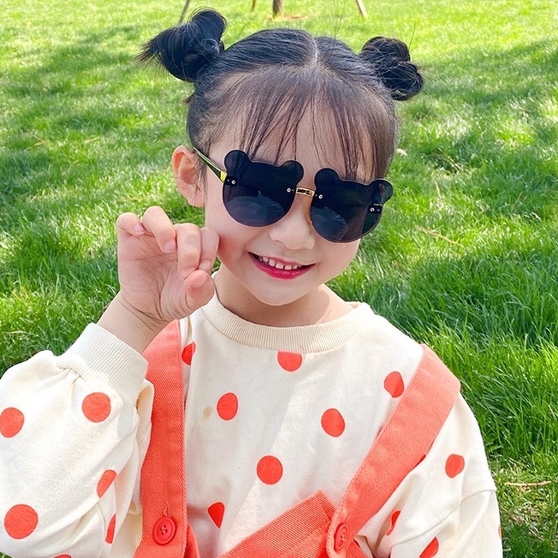 Kính Mát Hình Gấu Hoạt Hình Chống Lóa Cho Bé