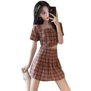 Set đồ áo croptop mix chân váy xoè trẻ trung phong cách