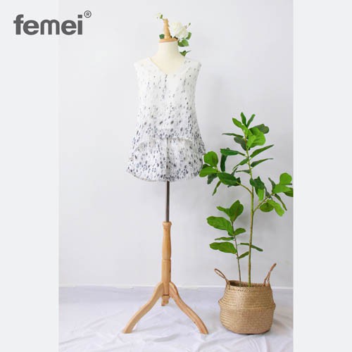 FEMEI - Đồ bộ mặc nhà Áo dây sát nách quần ngắn voan tơ nhật BNC021