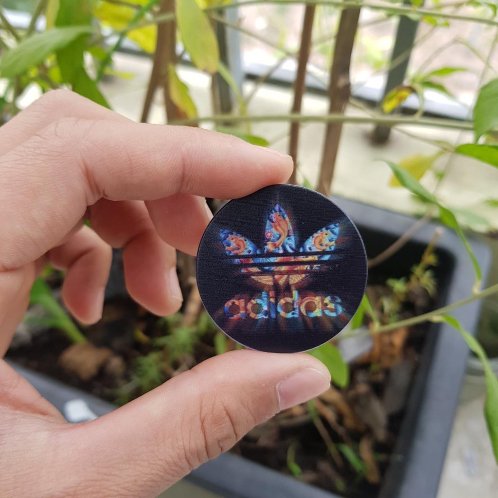 Giá Đỡ Điện Thoại POPSOCKET Quấn Tai Nghe in hình DOREMON