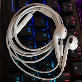 Tai nghe Iphone chính hãng