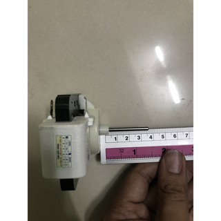 quạt tủ lạnh trắng mỏng