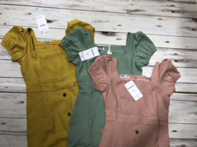 VÁy vintage cổ chữ u tay bồng | BigBuy360 - bigbuy360.vn