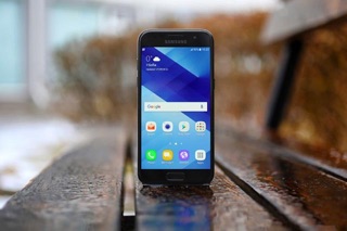 Điện thoại Samsung Galaxy A3 - 16GB
