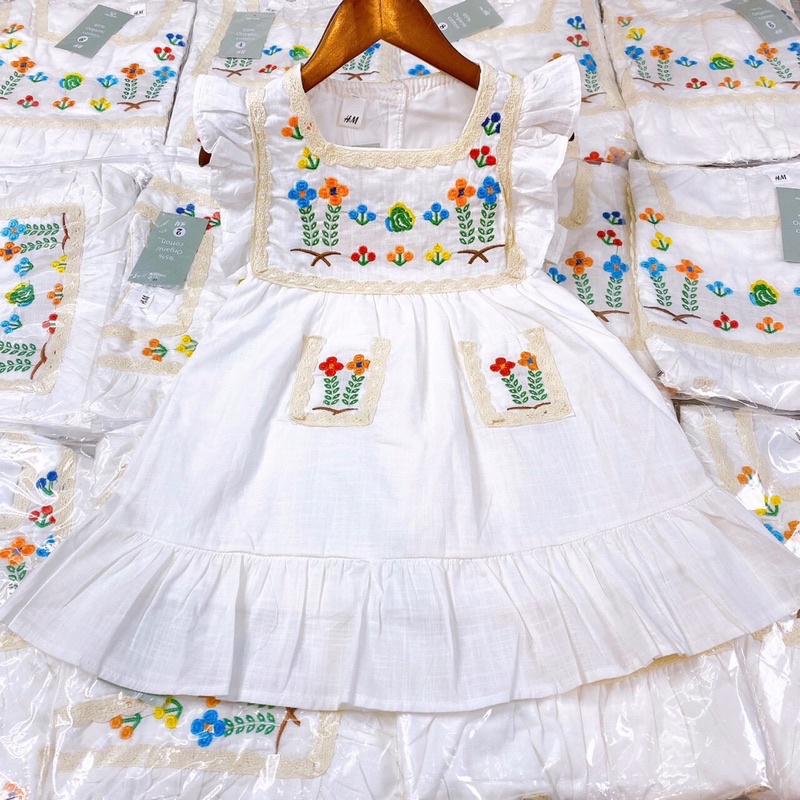 Đầm baby doll trắng thêu bé 8-25kg