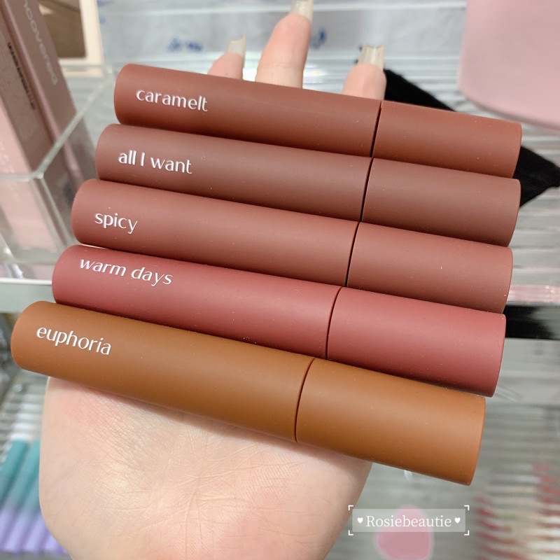 SON KEM CÓ DƯỠNG OFÉLIA FLAMING LIP CREAM