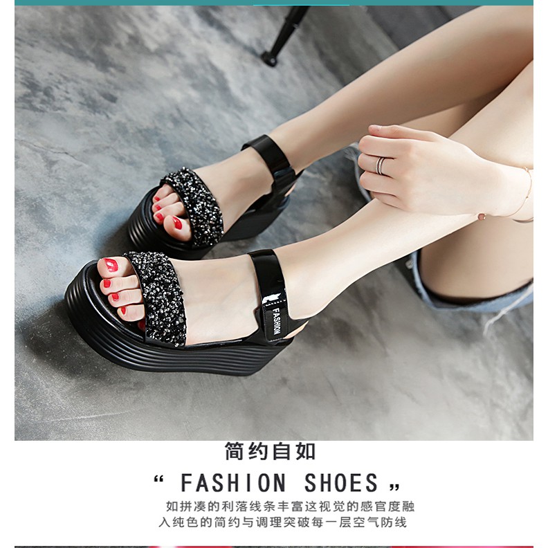 SANDAL NẸP ĐÁ ĐẾ XUỒNG KHẤC QUAI BÓNG - HÀNG NHẬP