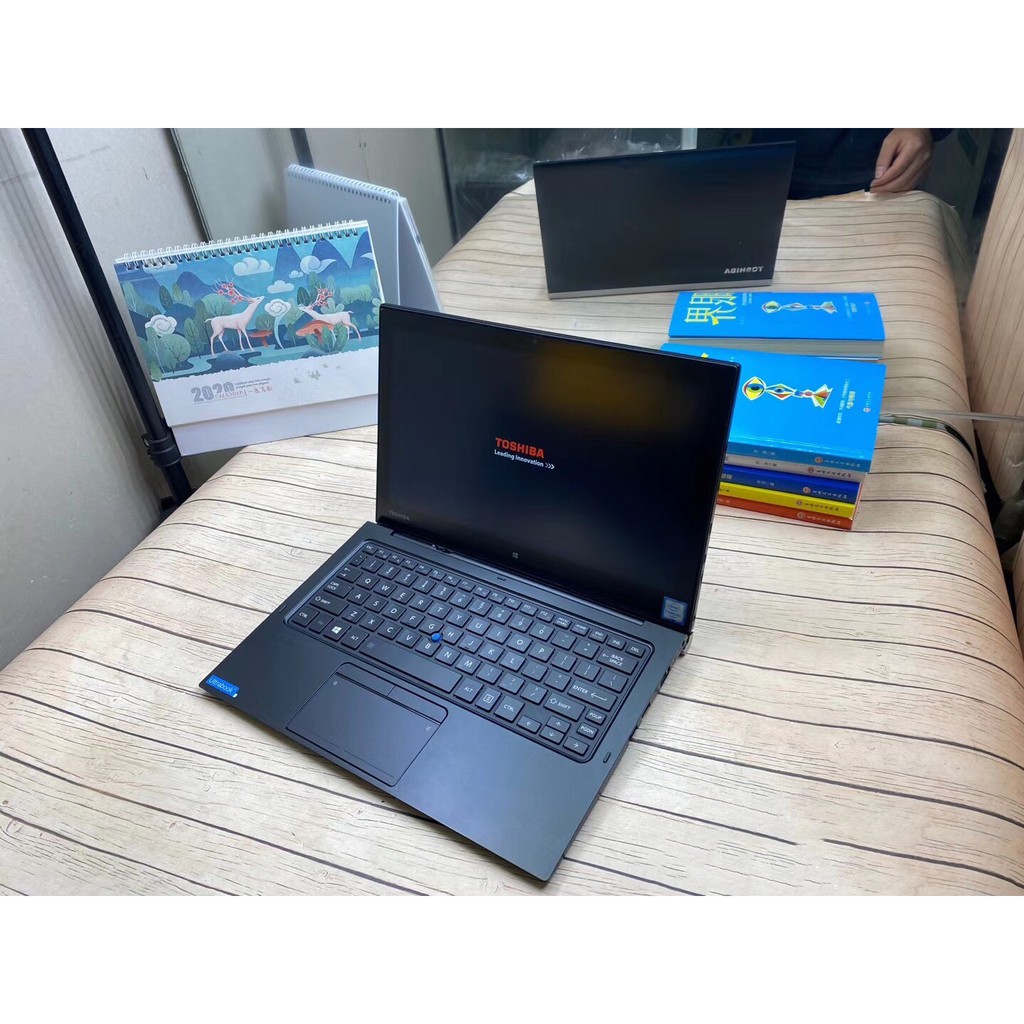Laptop 2 trong 1 kiêm máy tính bảng Toshiba Portege Z20T / R82 Core M5, 4gb Ram, 256gb SSD, 12.5inch Full HD cảm ứng | BigBuy360 - bigbuy360.vn