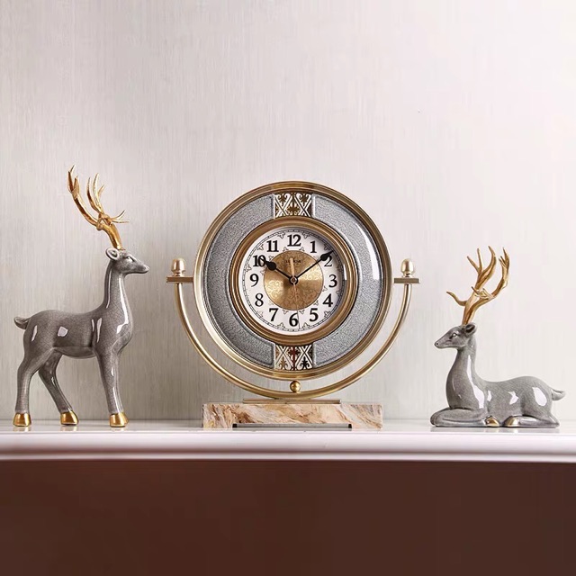 (Có sẵn )Bộ 3 món: đồng hồ để bàn và 2 con thú