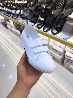 Slip on trắng tinh 2 đai cá tính