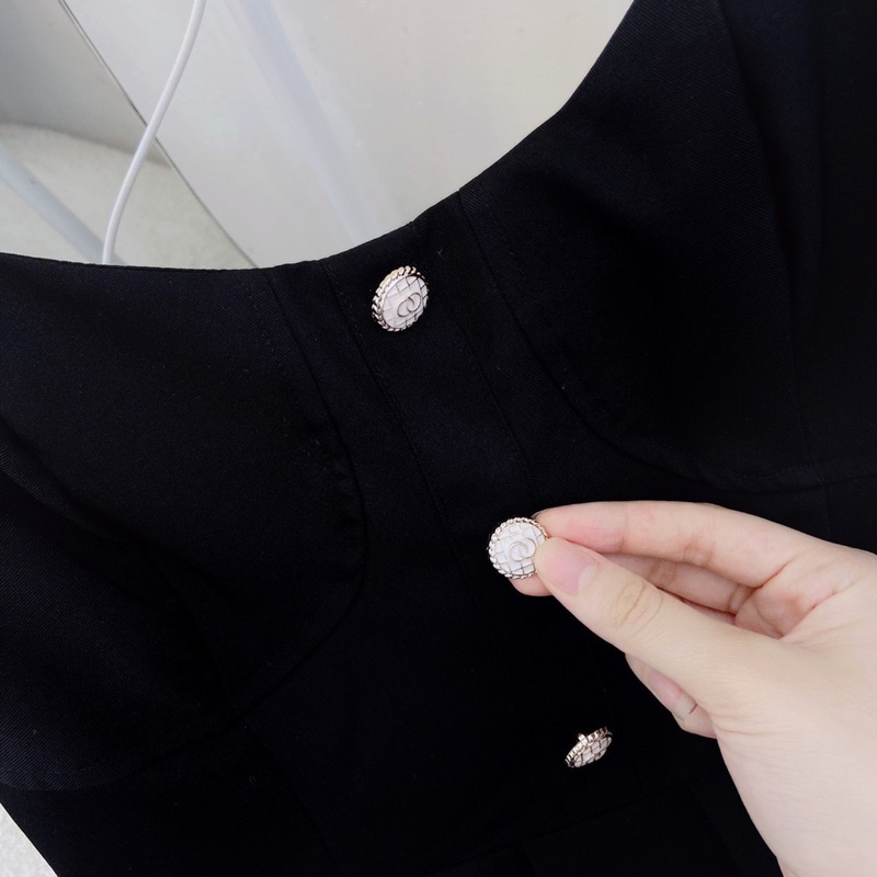 SET ĐẦM MIDI 2S ĐEN KÈM KHOÁC CROP VEST ĐÍNH HẠt