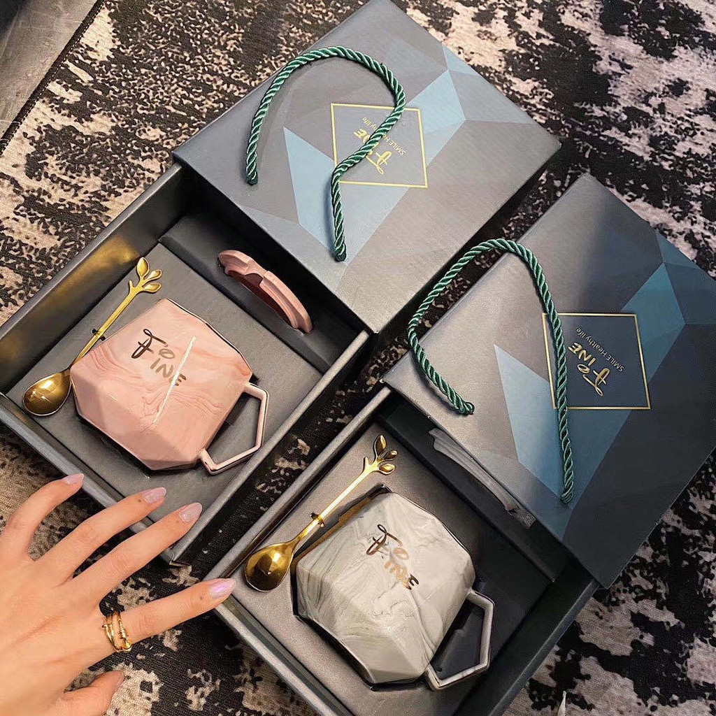 ▩❈Xu hướng Bắc Âu cá nhân hóa cốc gốm sứ cặp đôi sáng tạo cốc quà tặng cốc cà phê văn phòng Đai cốc cà phê có nắp đậy cố