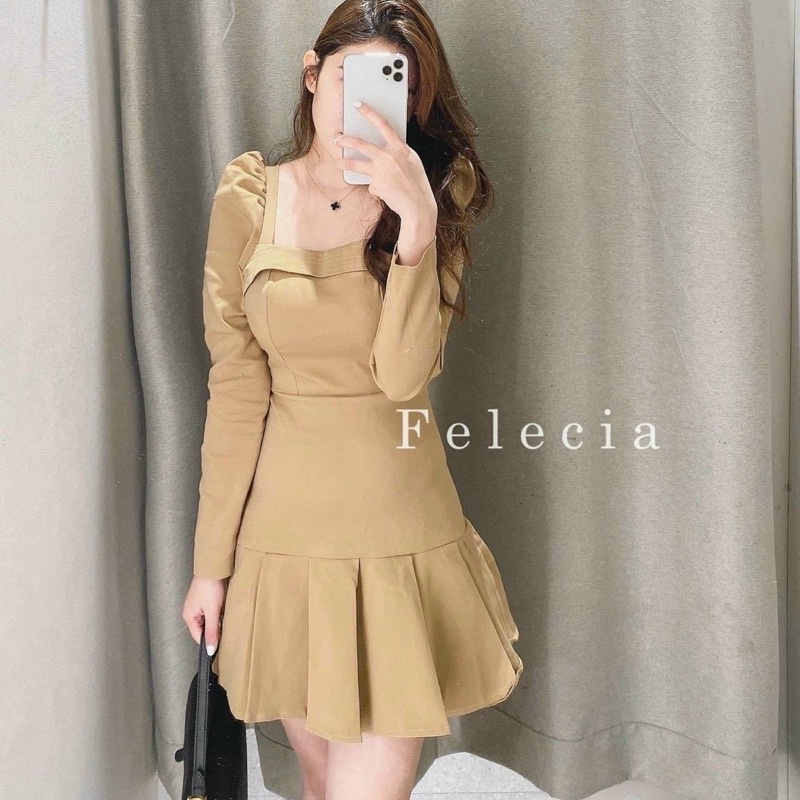 Đầm nude tay dài xếp li