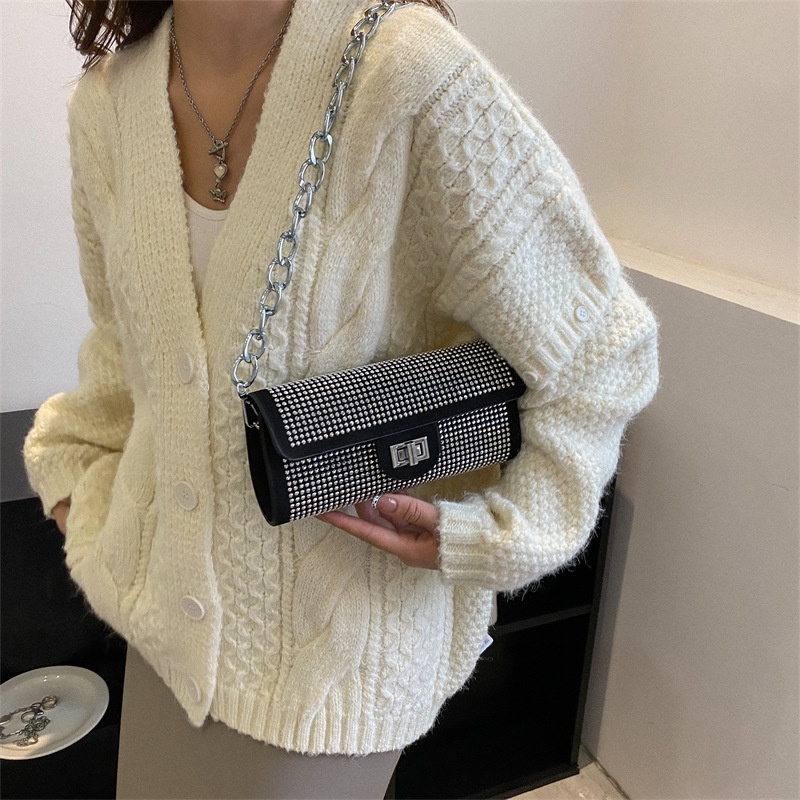 Túi Đeo Vai Phối Dây Xích Thiết Kế Giản Dị Thời Trang