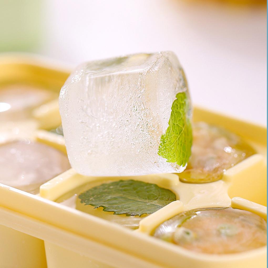 Khuôn Làm Đá / Thạch / Rượu Bằng Nhựa Chống Bụi 30ml Tiện Dụng