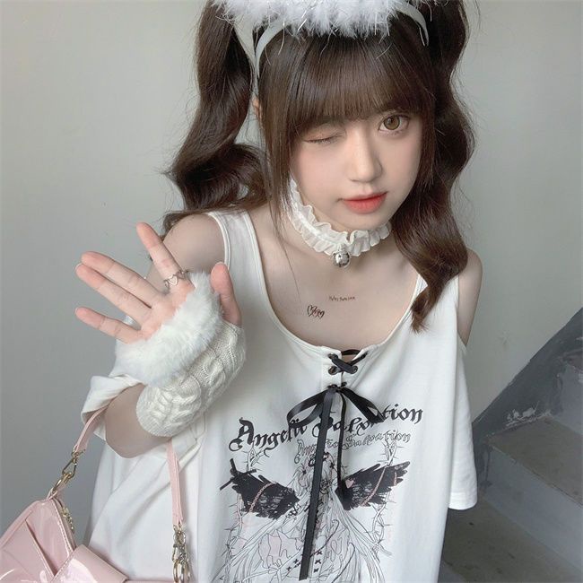 Áo Thun Nữ Hở Vai In Họa Tiết