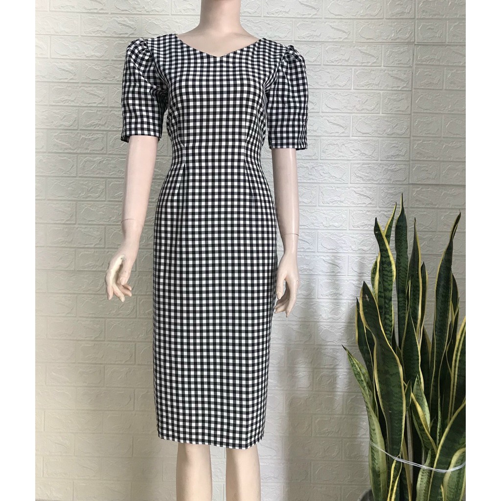 Váy Công Sở | Đầm Suông Caro Cổ V Tay Phồng | BigBuy360 - bigbuy360.vn