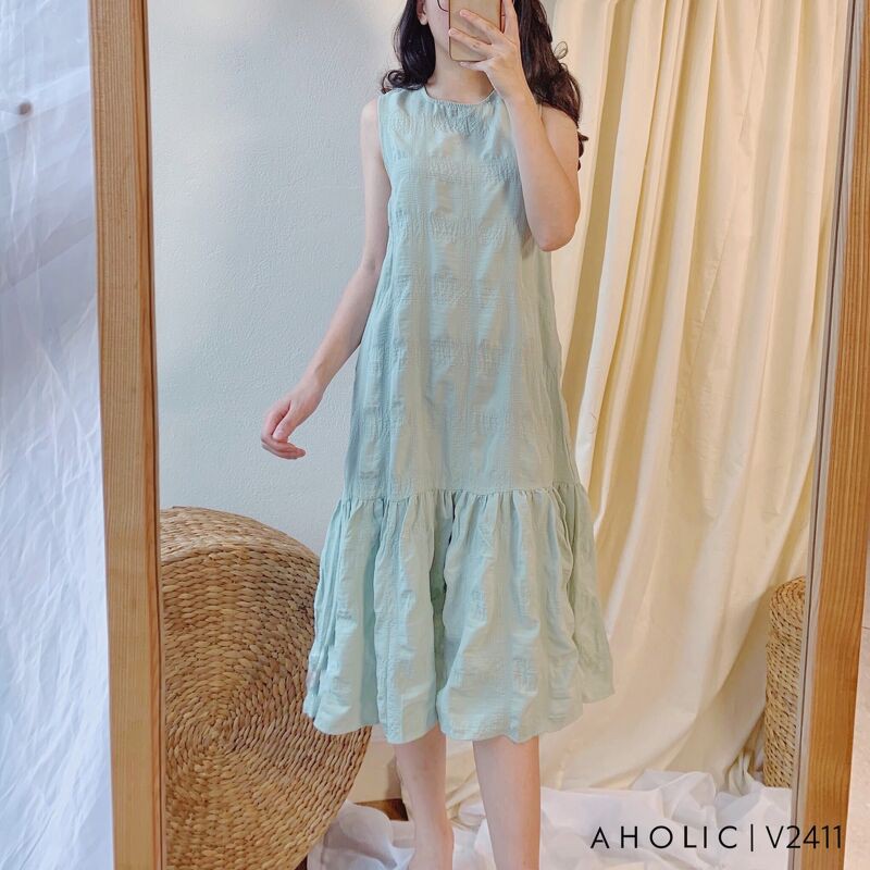 Đầm đuôi cá sát nách midi chất mát Aholic V2411