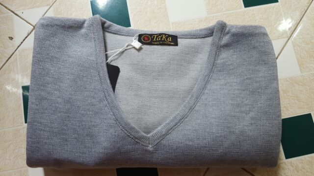 Áo len nam vnxk cổ tim
